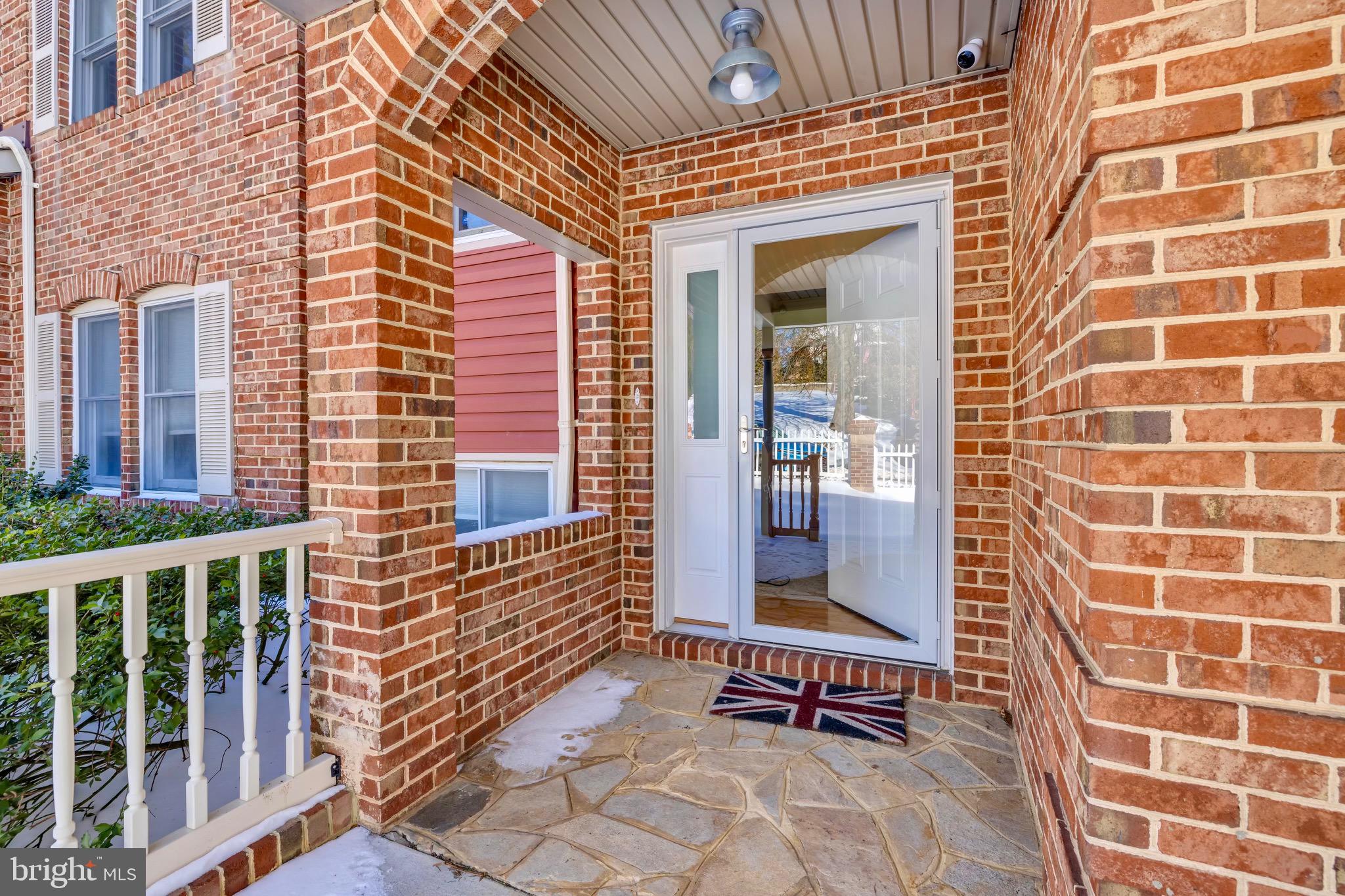 LANDSDOWNE - Residential