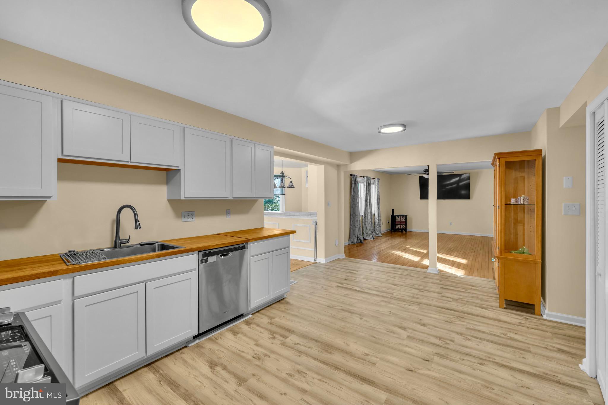 LANDSDOWNE - Residential