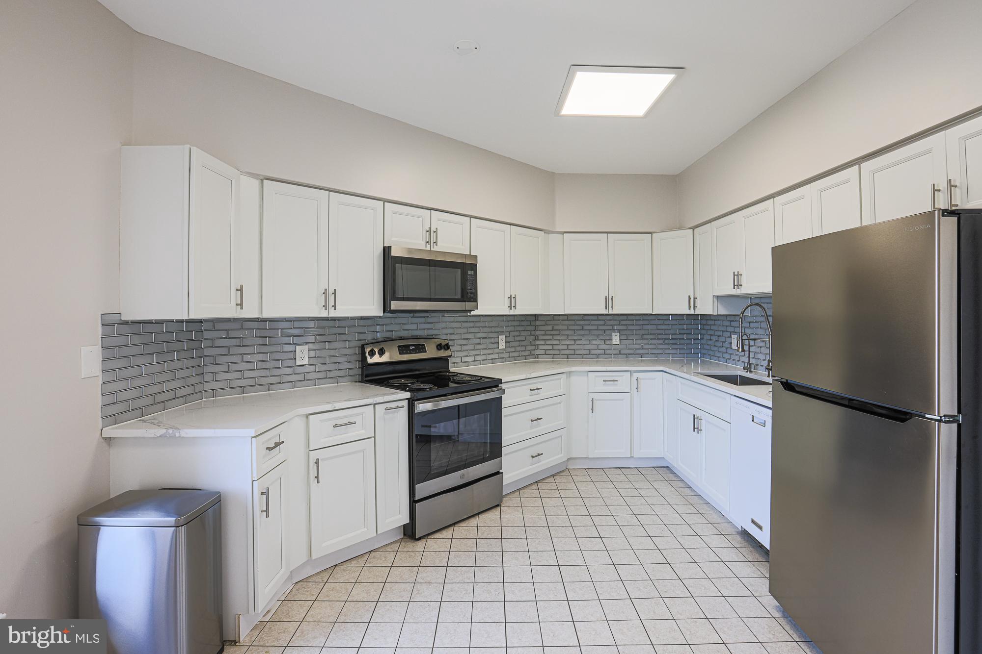 FALLSTAFF - Residential