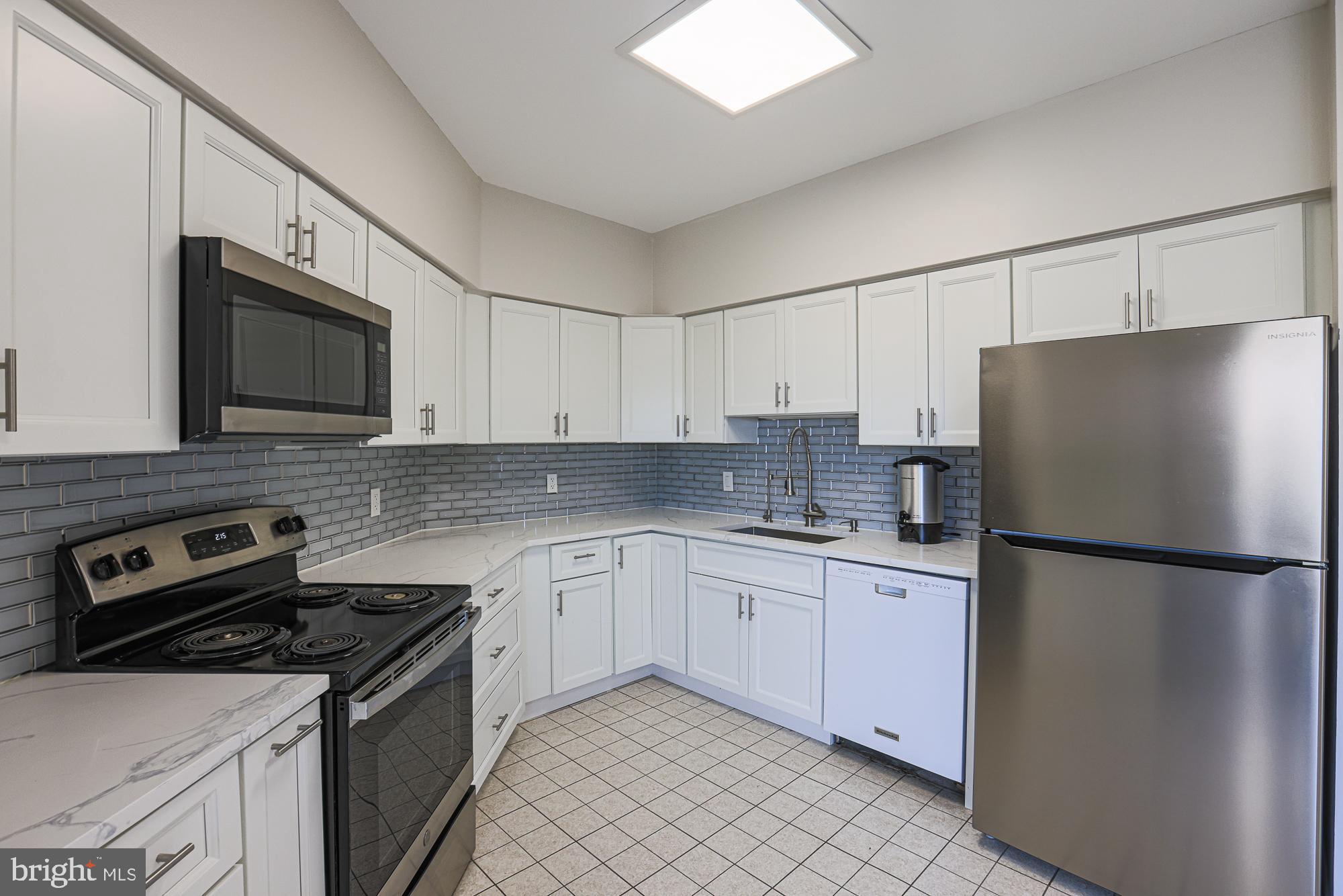 FALLSTAFF - Residential