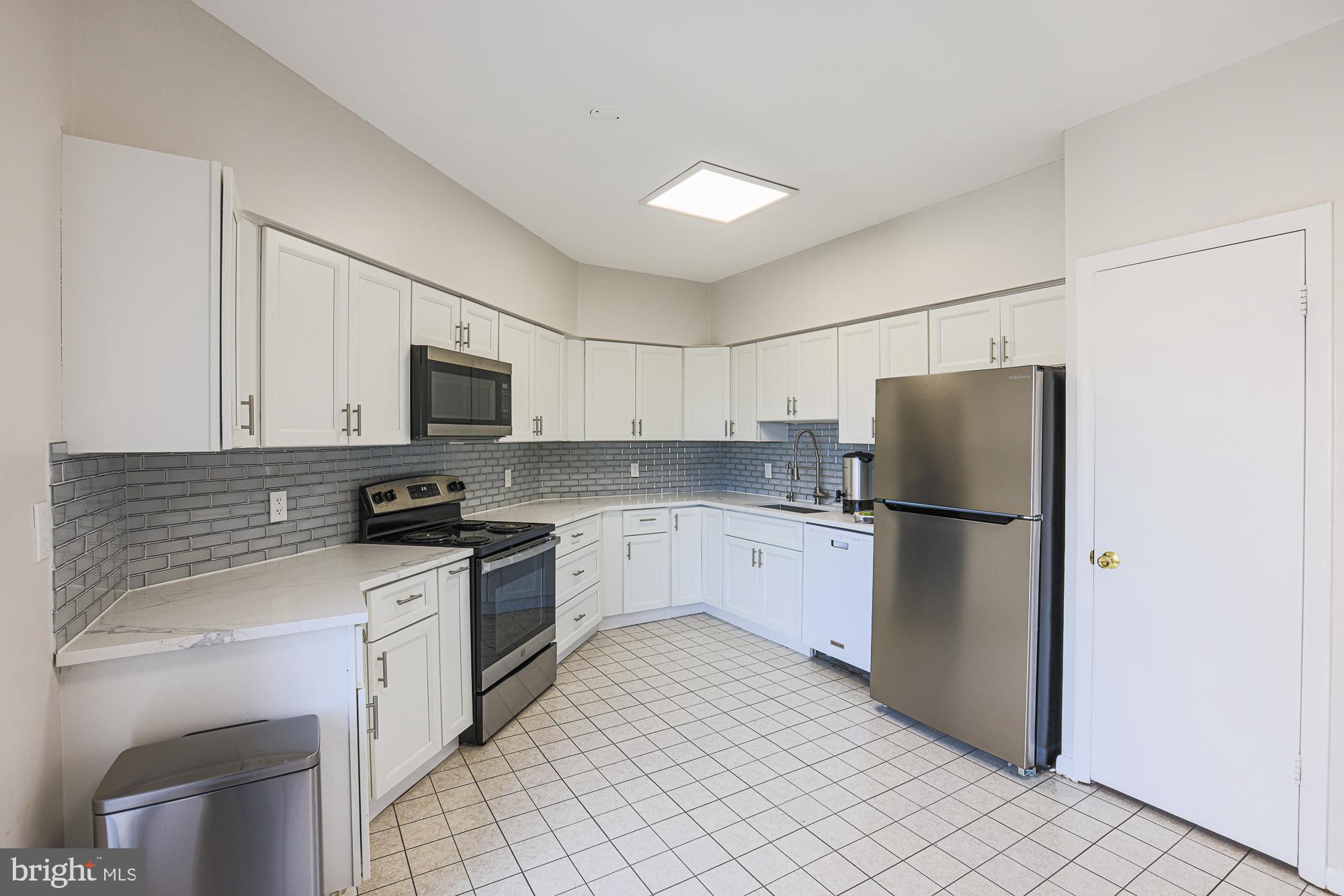 FALLSTAFF - Residential