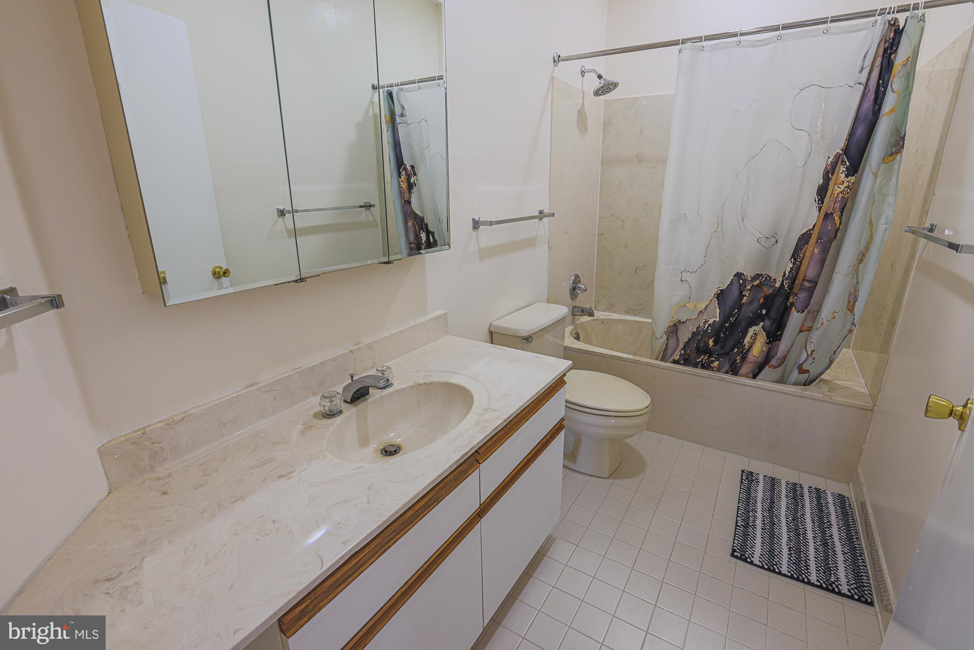 FALLSTAFF - Residential