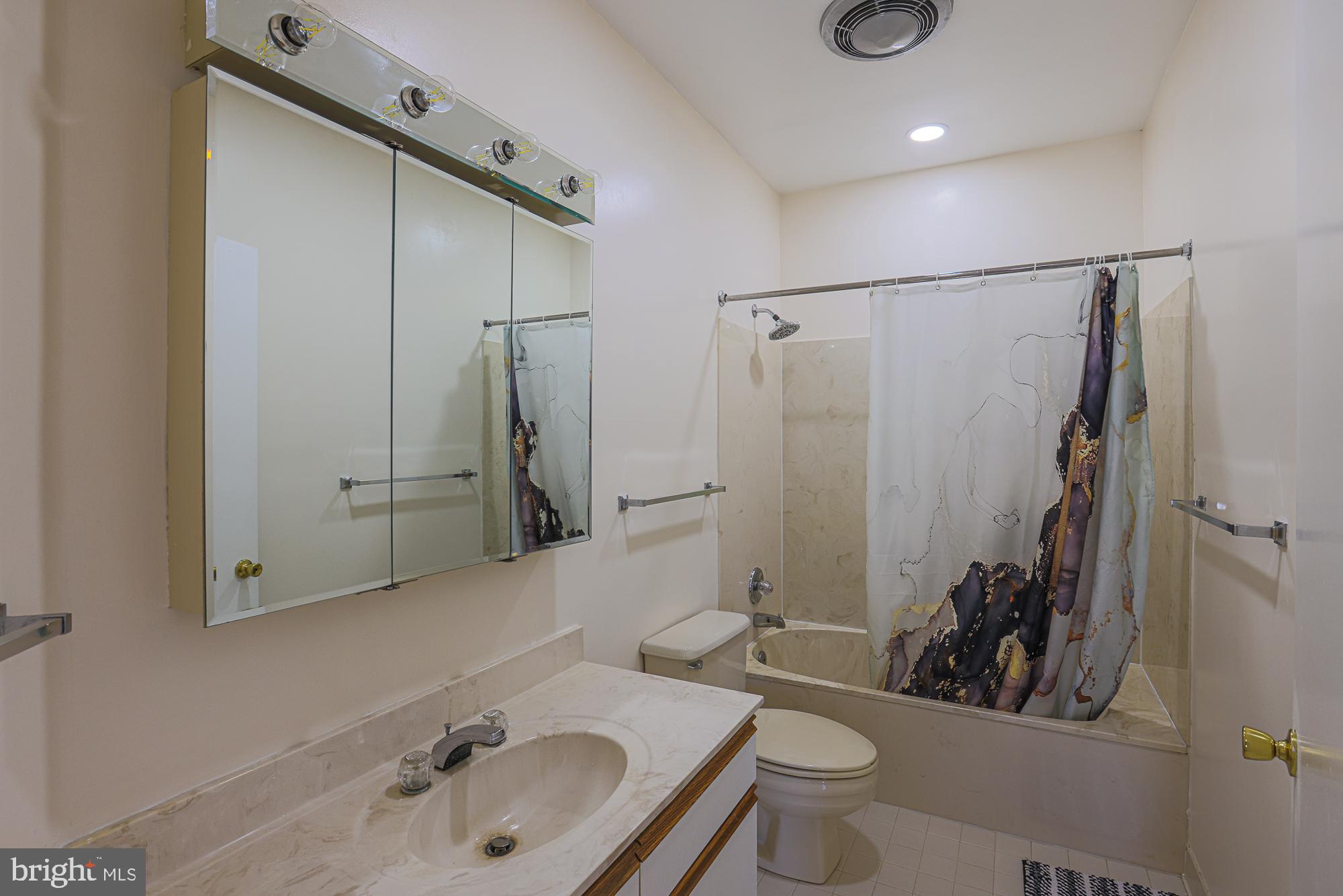 FALLSTAFF - Residential