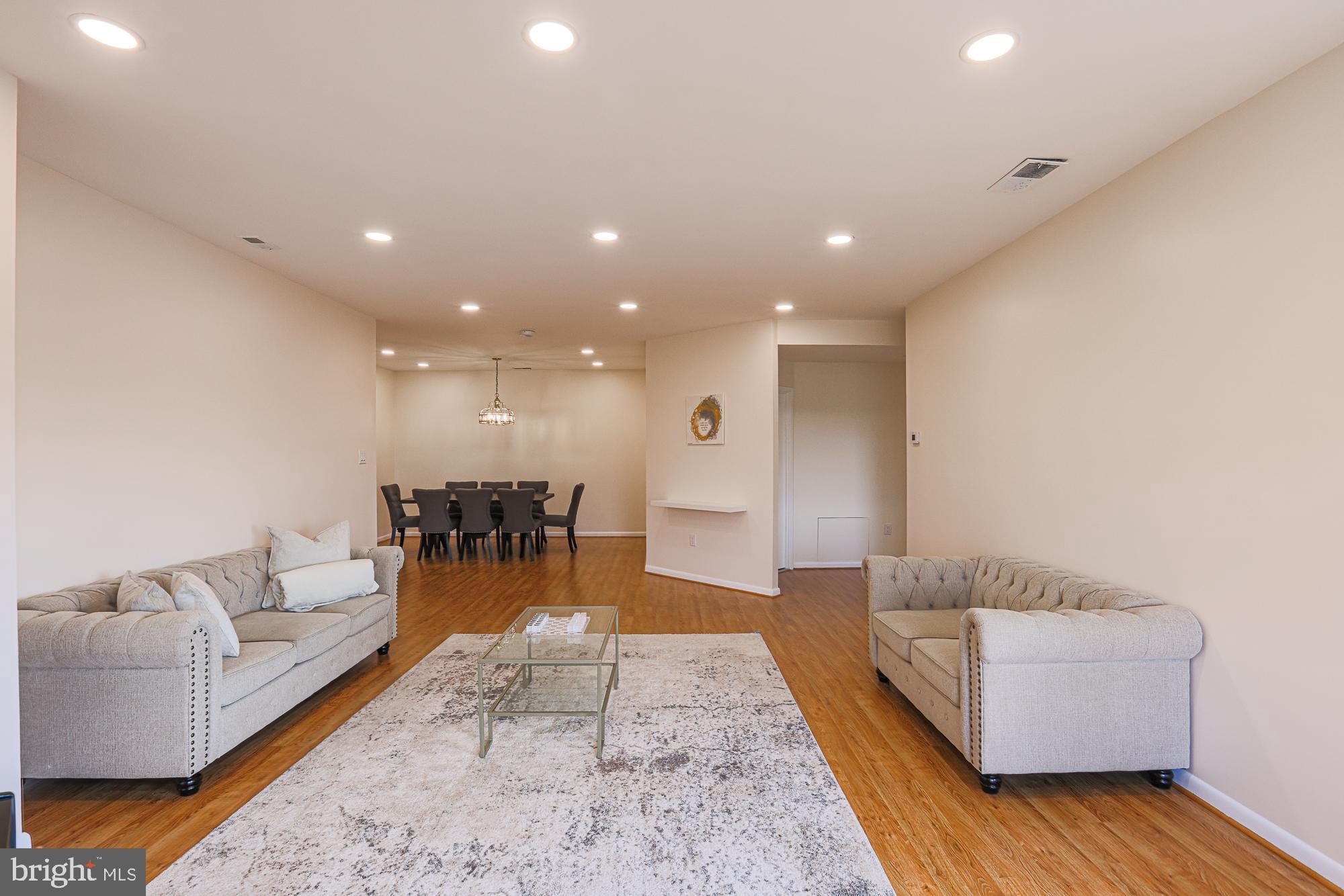 FALLSTAFF - Residential