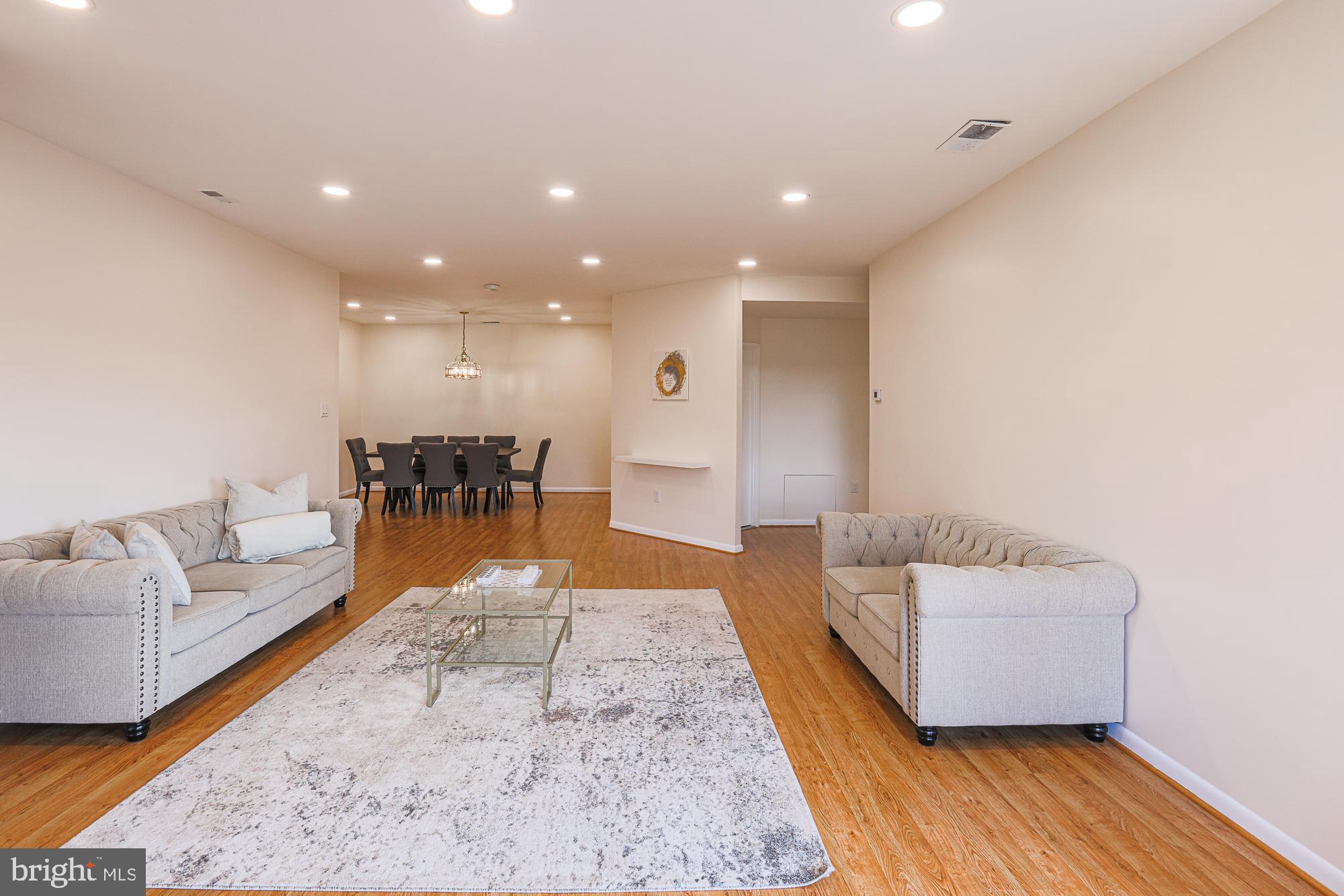 FALLSTAFF - Residential