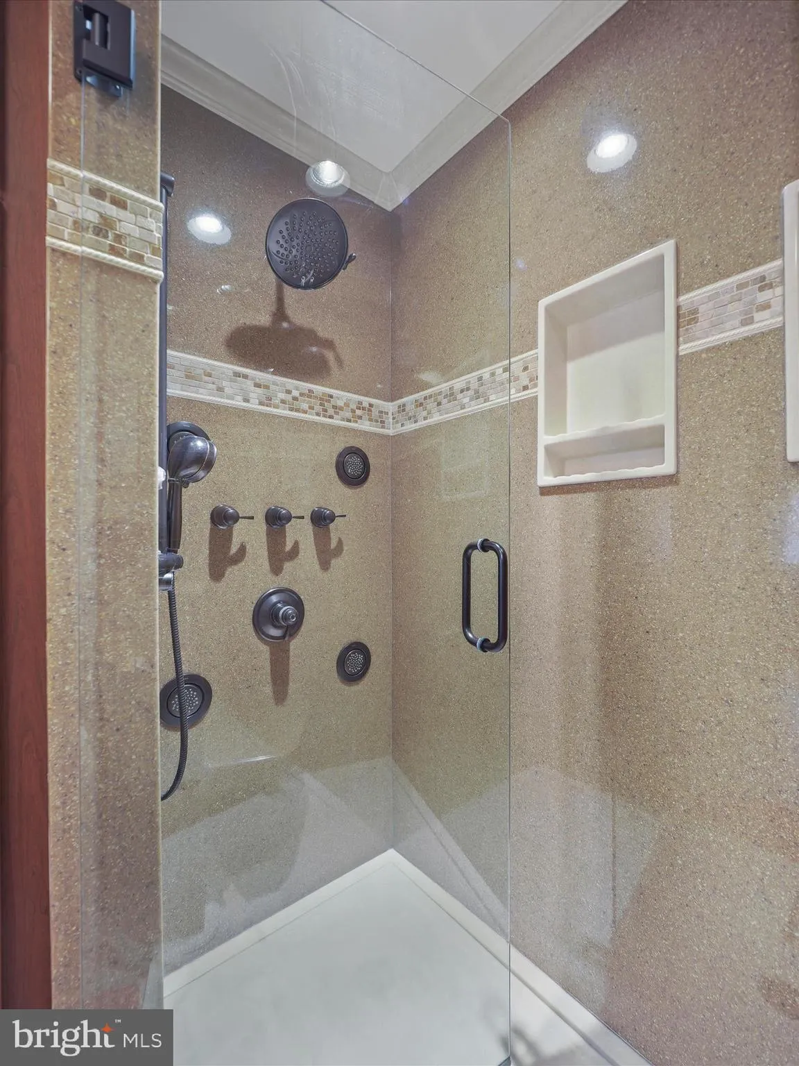 Shippensburg, Pennsylvania 17257, United States, 3 Bedrooms Bedrooms, ,2 BathroomsBathrooms,Residential,Active,204564