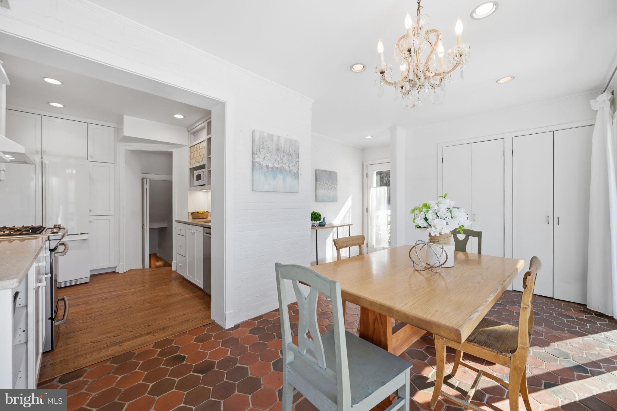 PARKWOOD - Residential