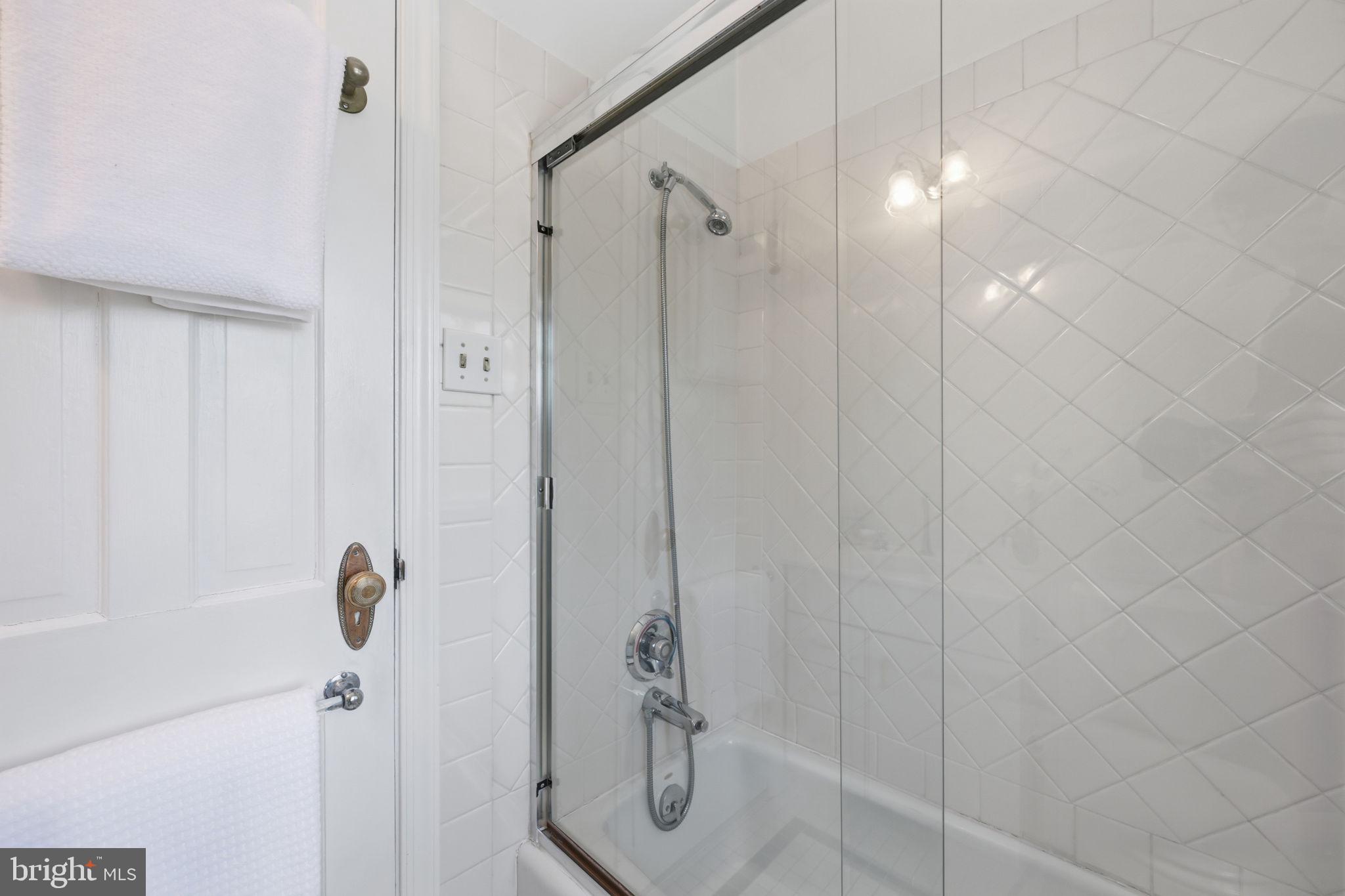 PARKWOOD - Residential