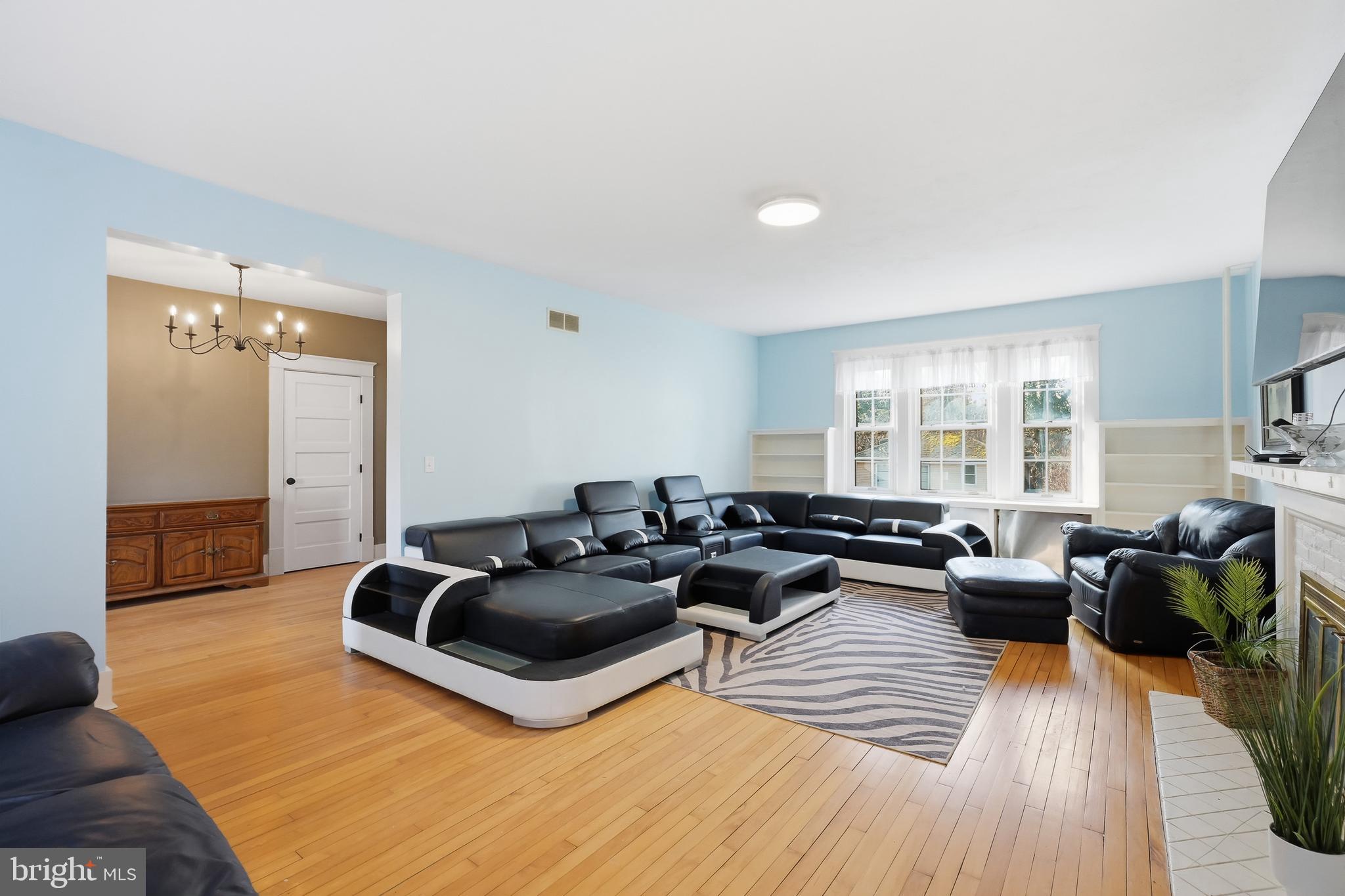 57 W PARK PLACE