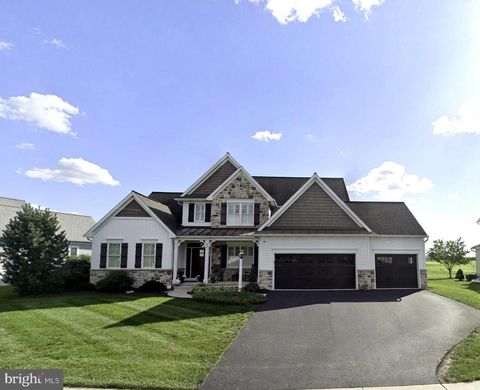 641 SKYLER DRIVE MOUNT JOY PA 17552