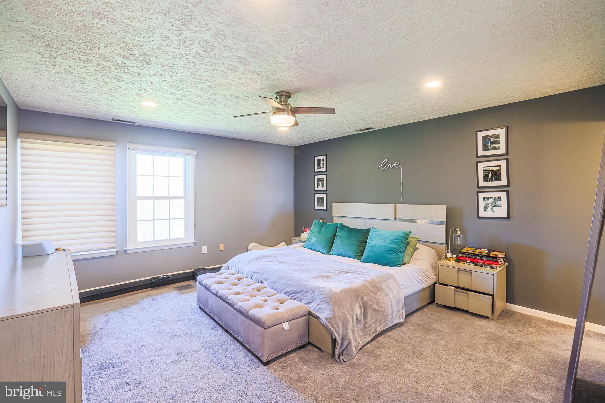 THE FALLS - Residential Lease