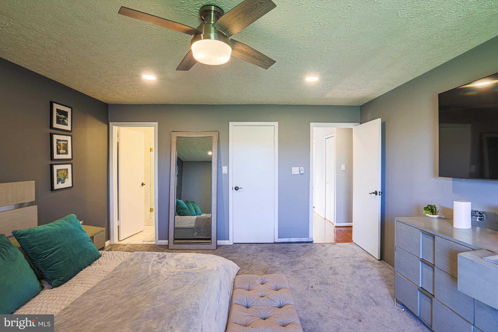 THE FALLS - Residential Lease