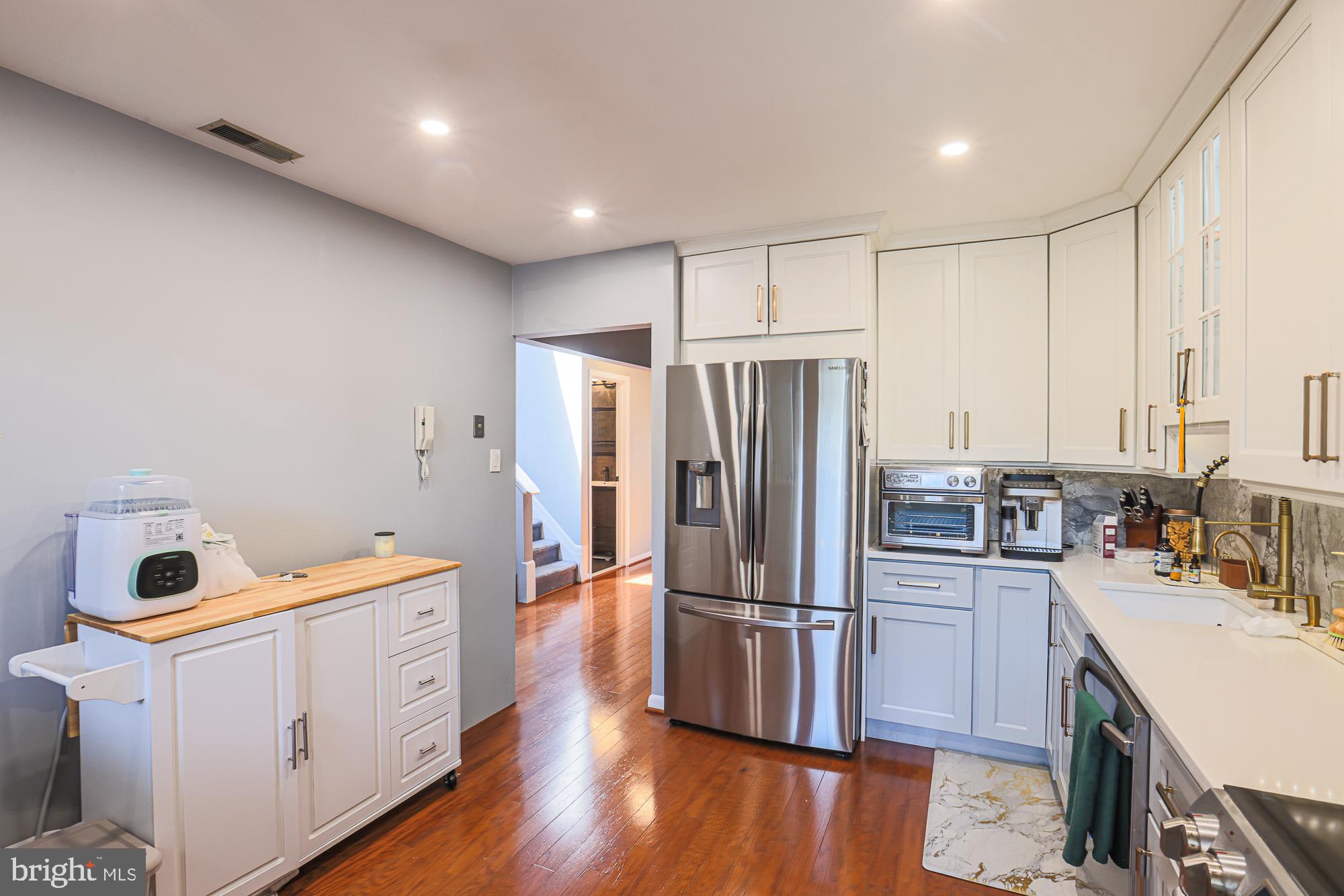 THE FALLS - Residential Lease