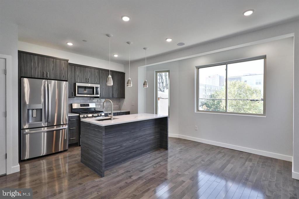 PHILADELPHIA - Residential Lease