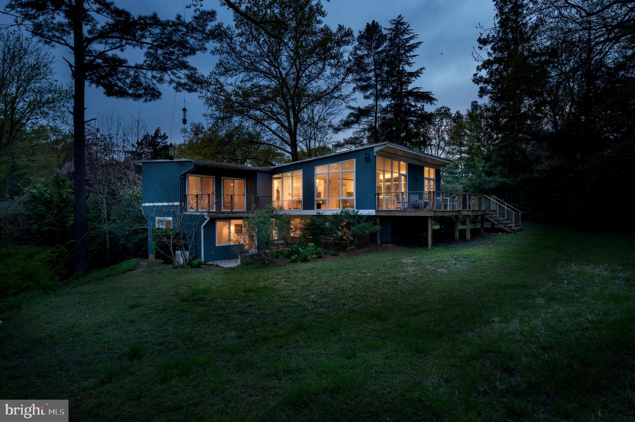 HOLLIN HILLS - Residential