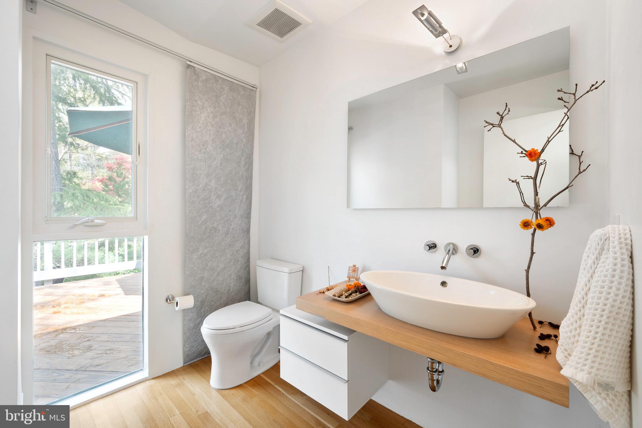 HOLLIN HILLS - Residential