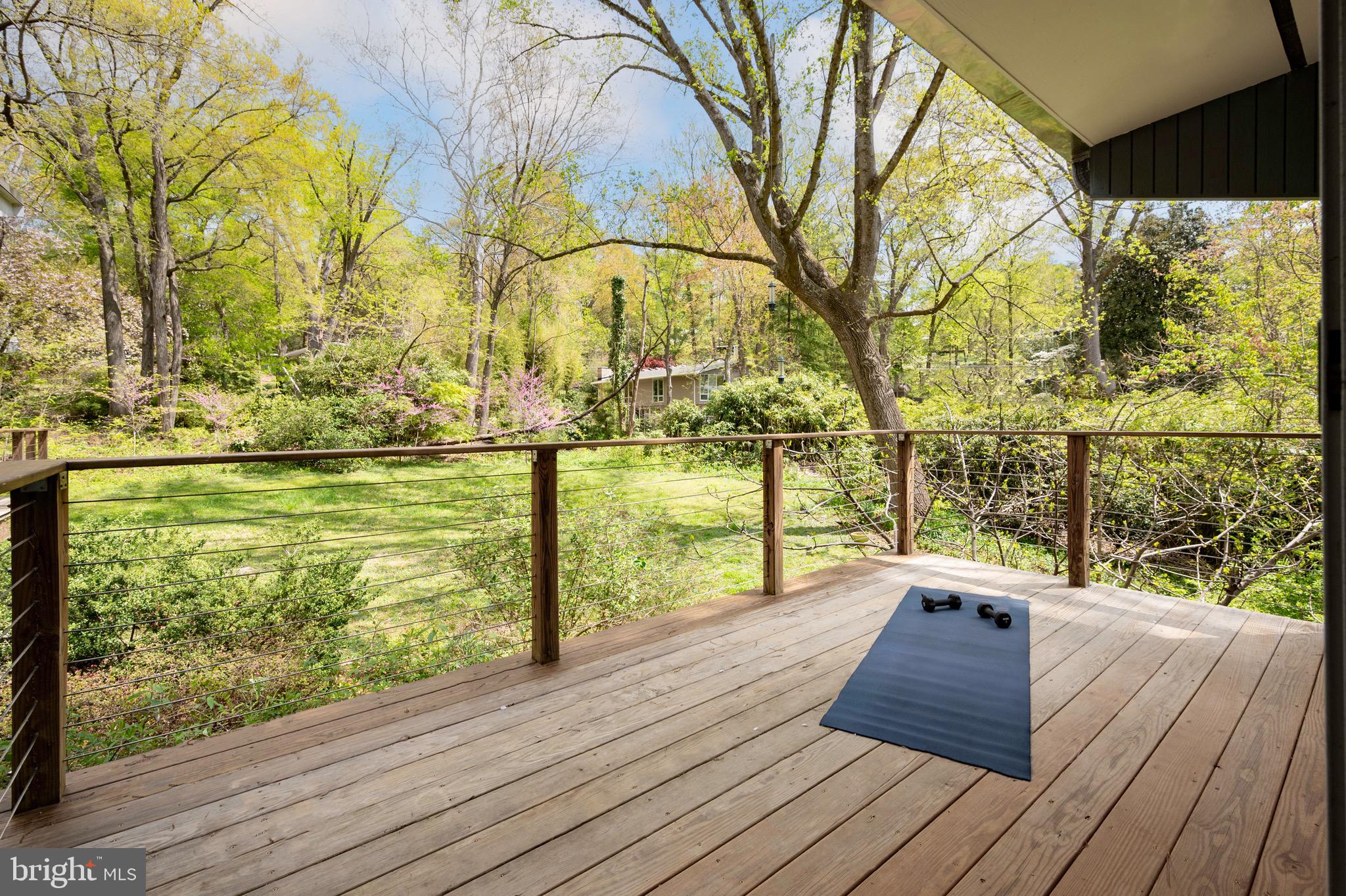 HOLLIN HILLS - Residential