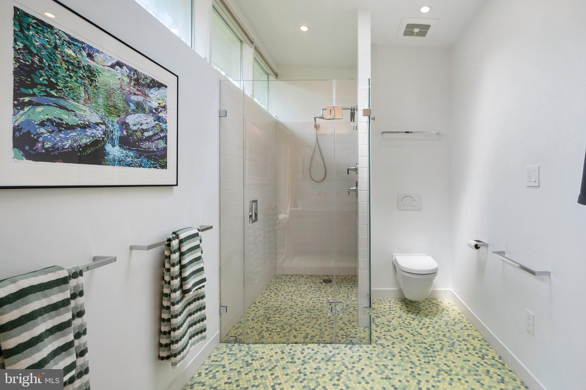 HOLLIN HILLS - Residential