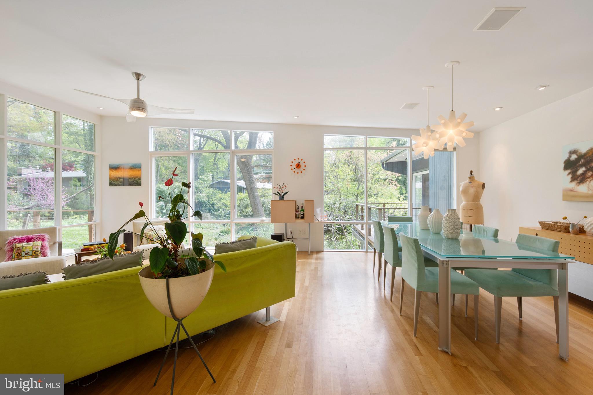 HOLLIN HILLS - Residential