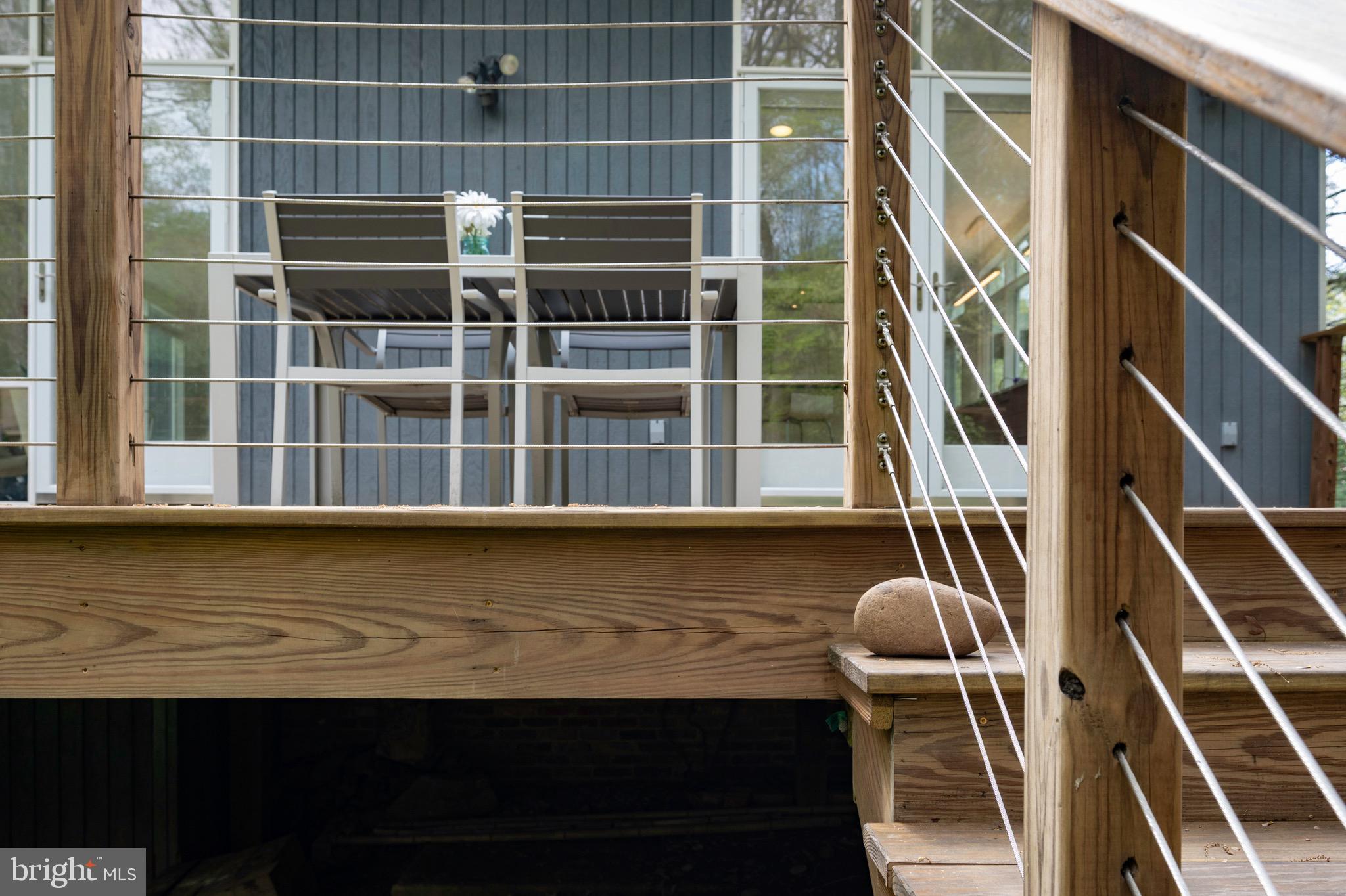 HOLLIN HILLS - Residential