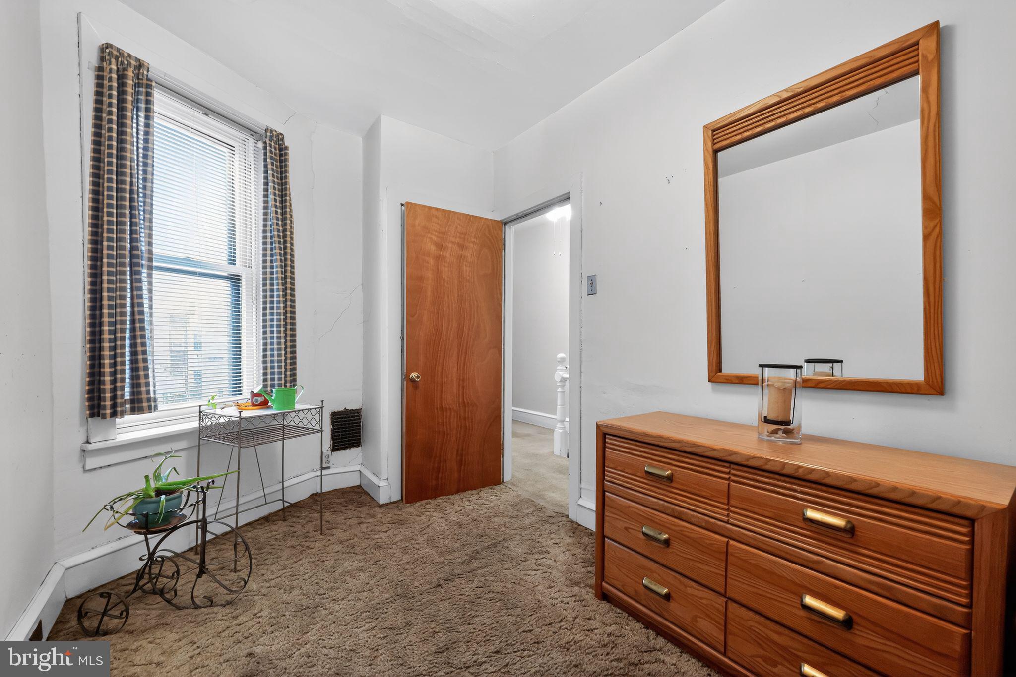 PORT RICHMOND - Residential