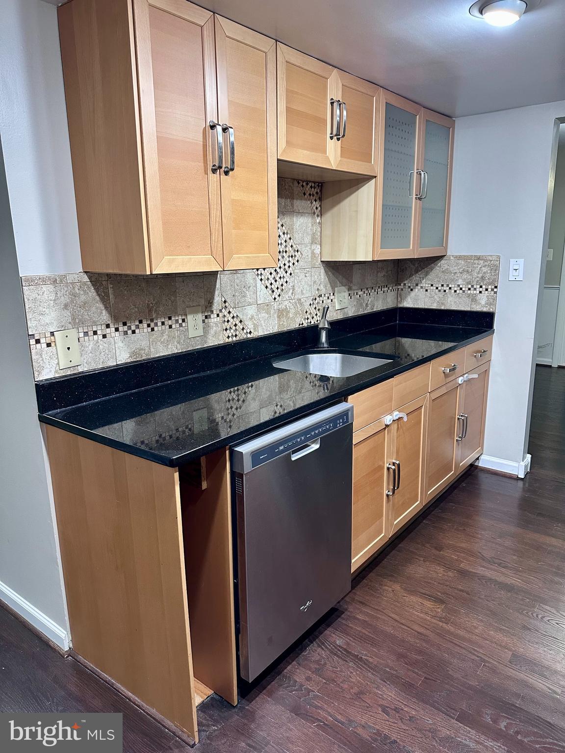 RESTON - Residential Lease