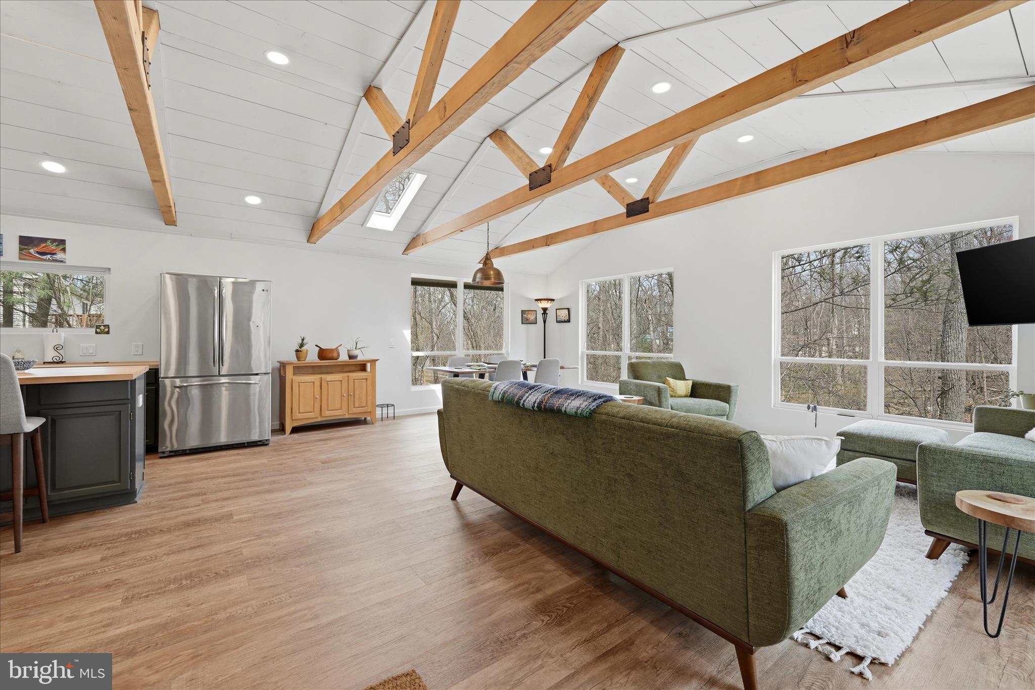 SHANNONDALE - Residential