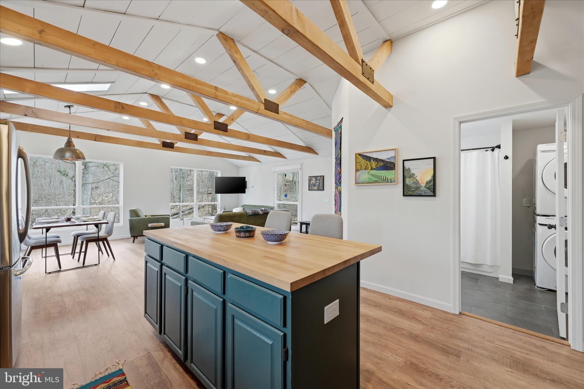 SHANNONDALE - Residential