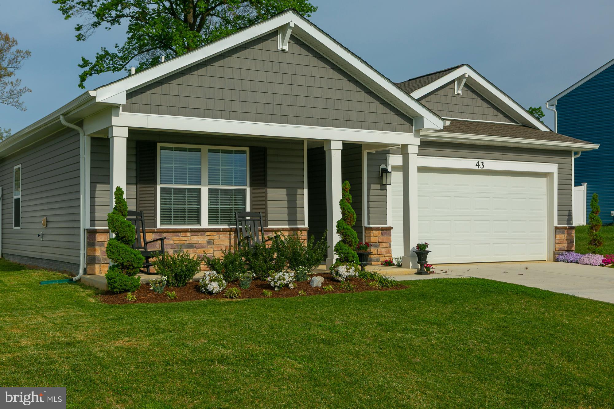 MAGNOLIA SPRINGS - Residential