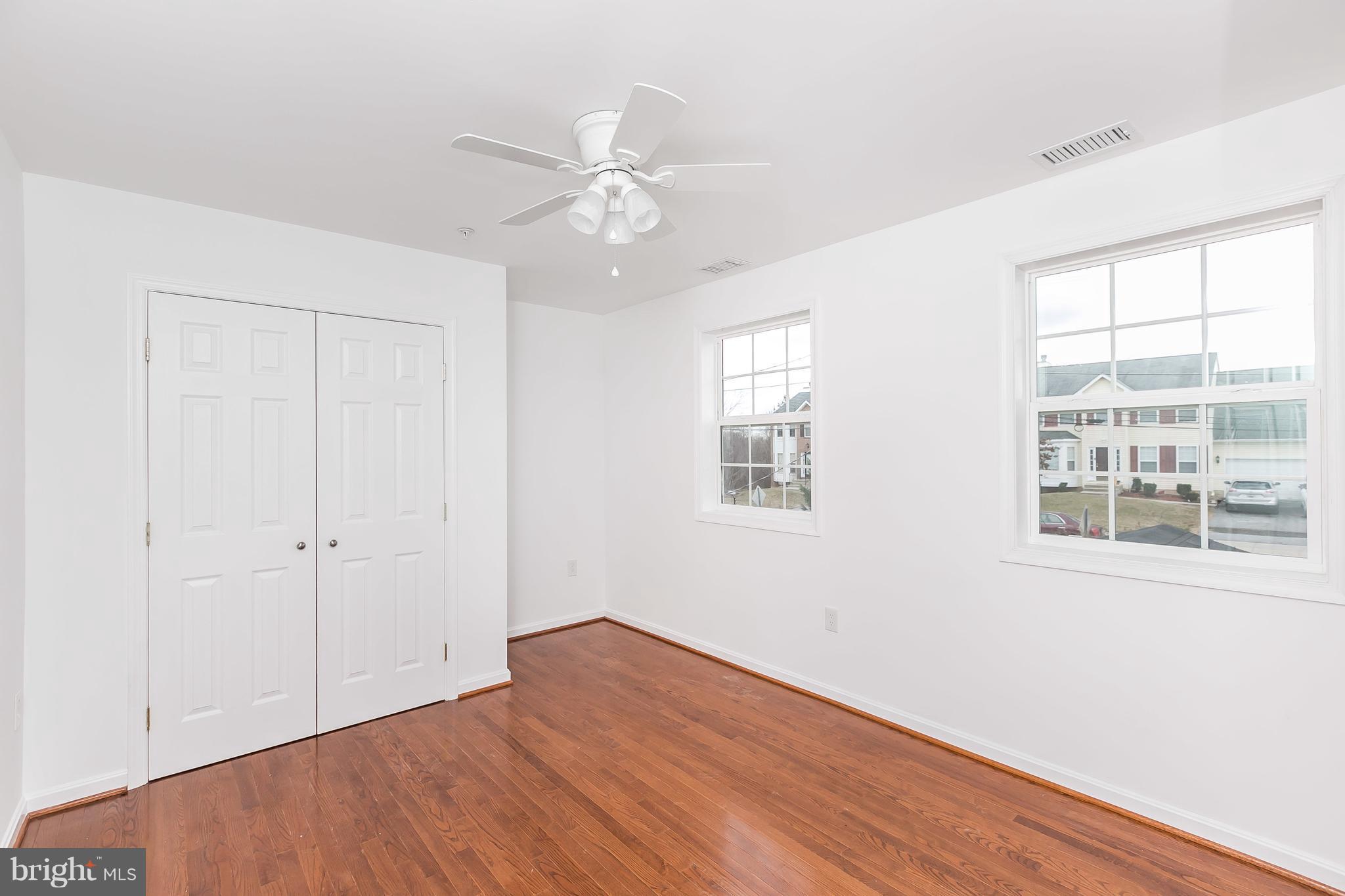 ROLLINSDALE - Residential Lease