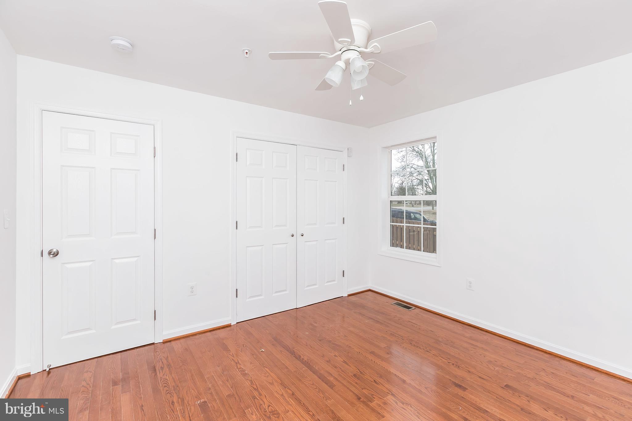 ROLLINSDALE - Residential Lease