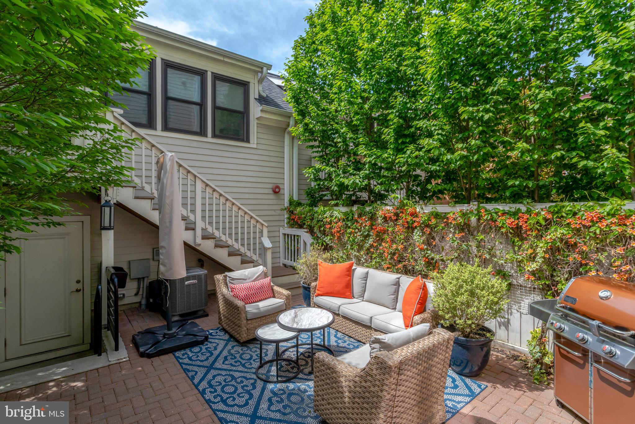 POTOMAC YARD - Residential