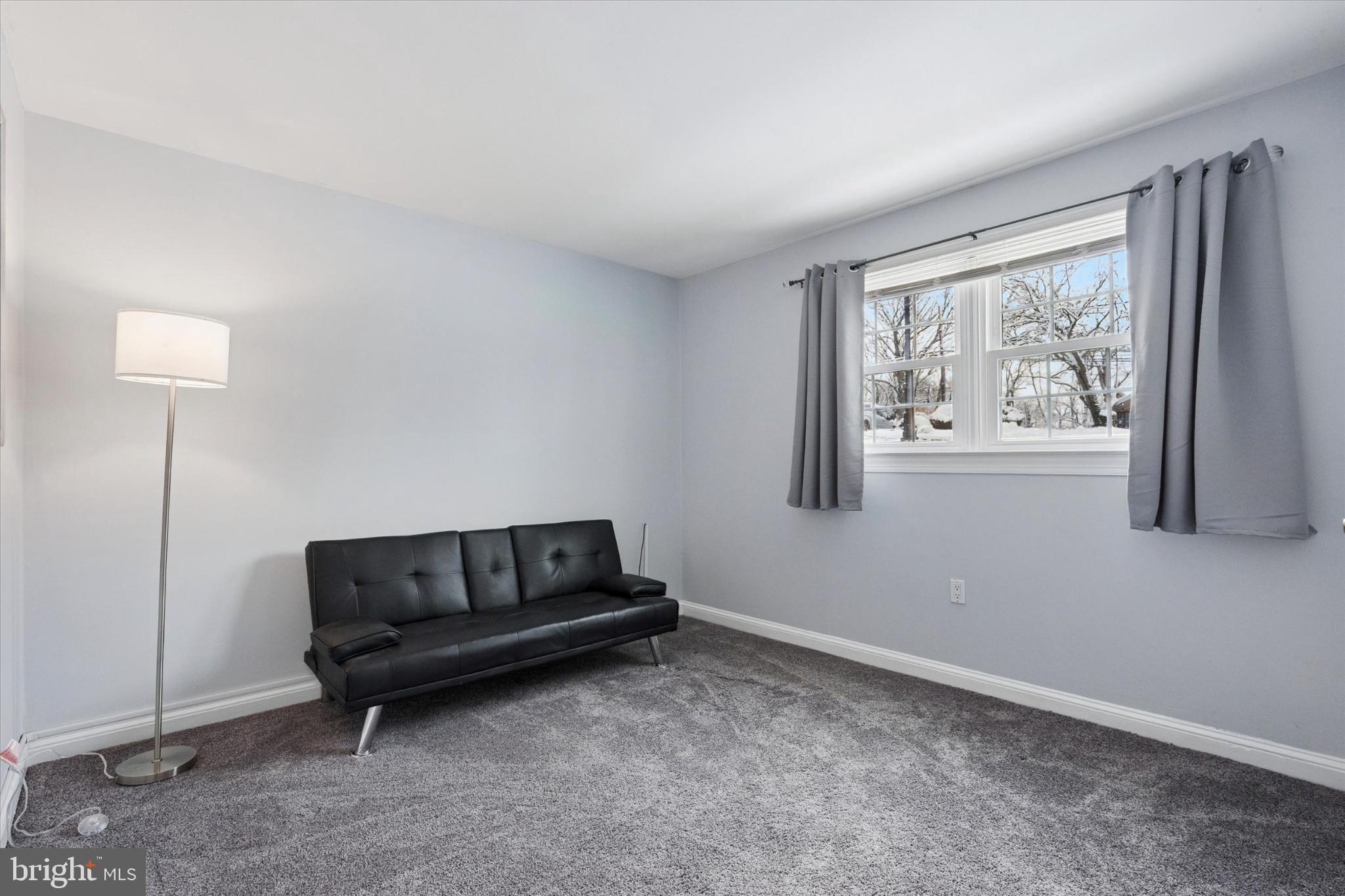 YARDLEY COMMONS - Residential