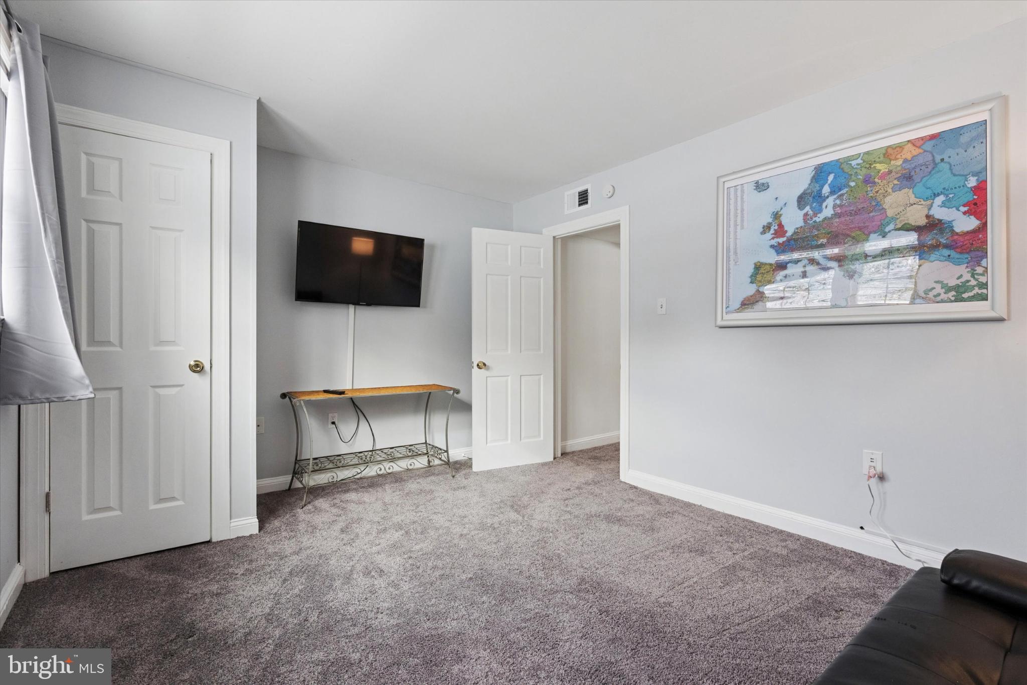 YARDLEY COMMONS - Residential