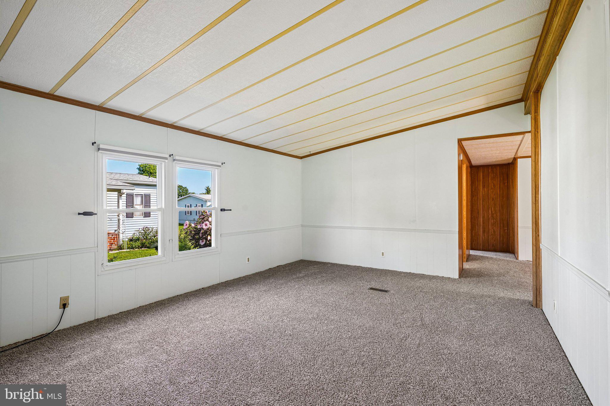 713 CYPRESS COURT