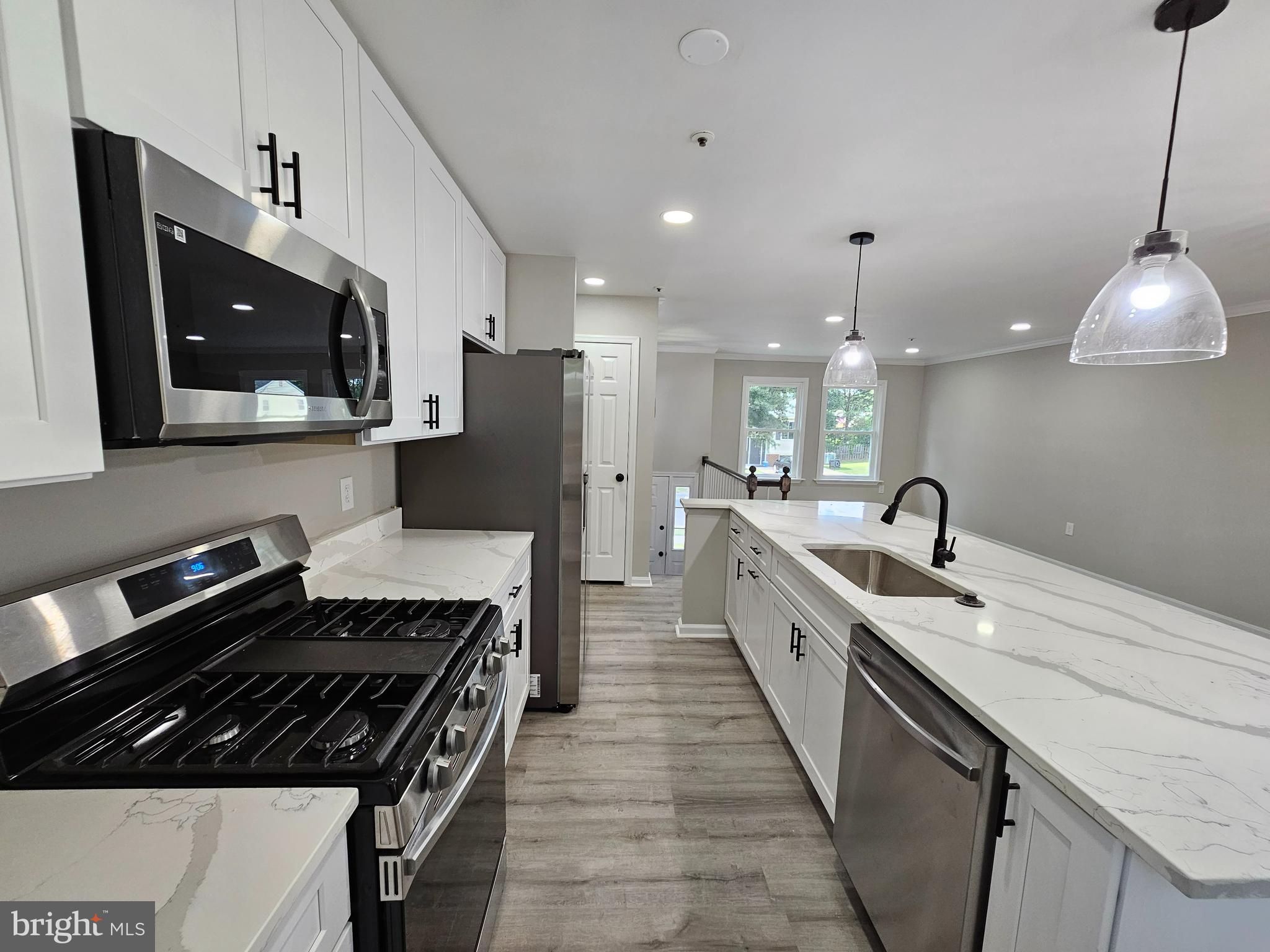 BEACON HEIGHTS - Residential