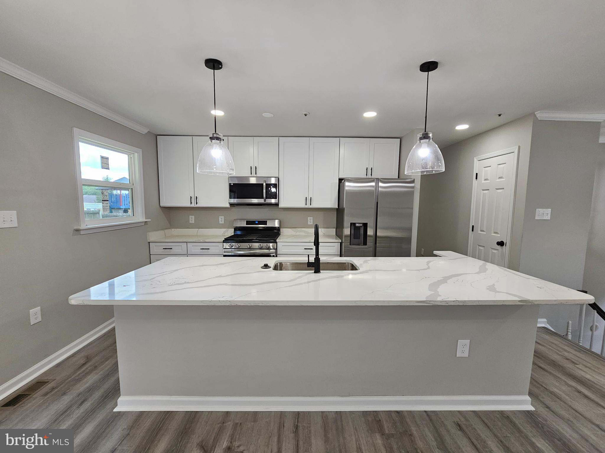 BEACON HEIGHTS - Residential