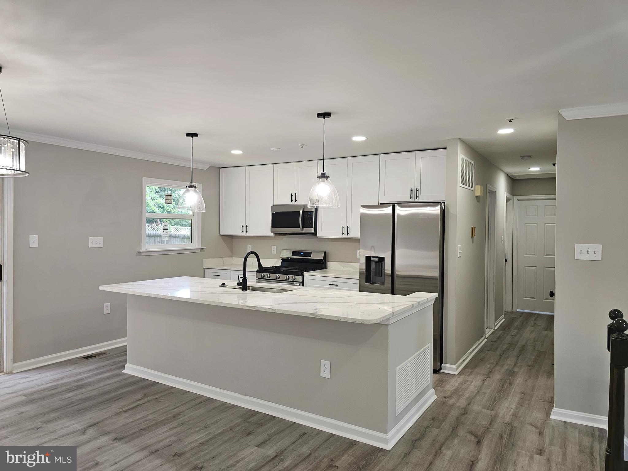 BEACON HEIGHTS - Residential