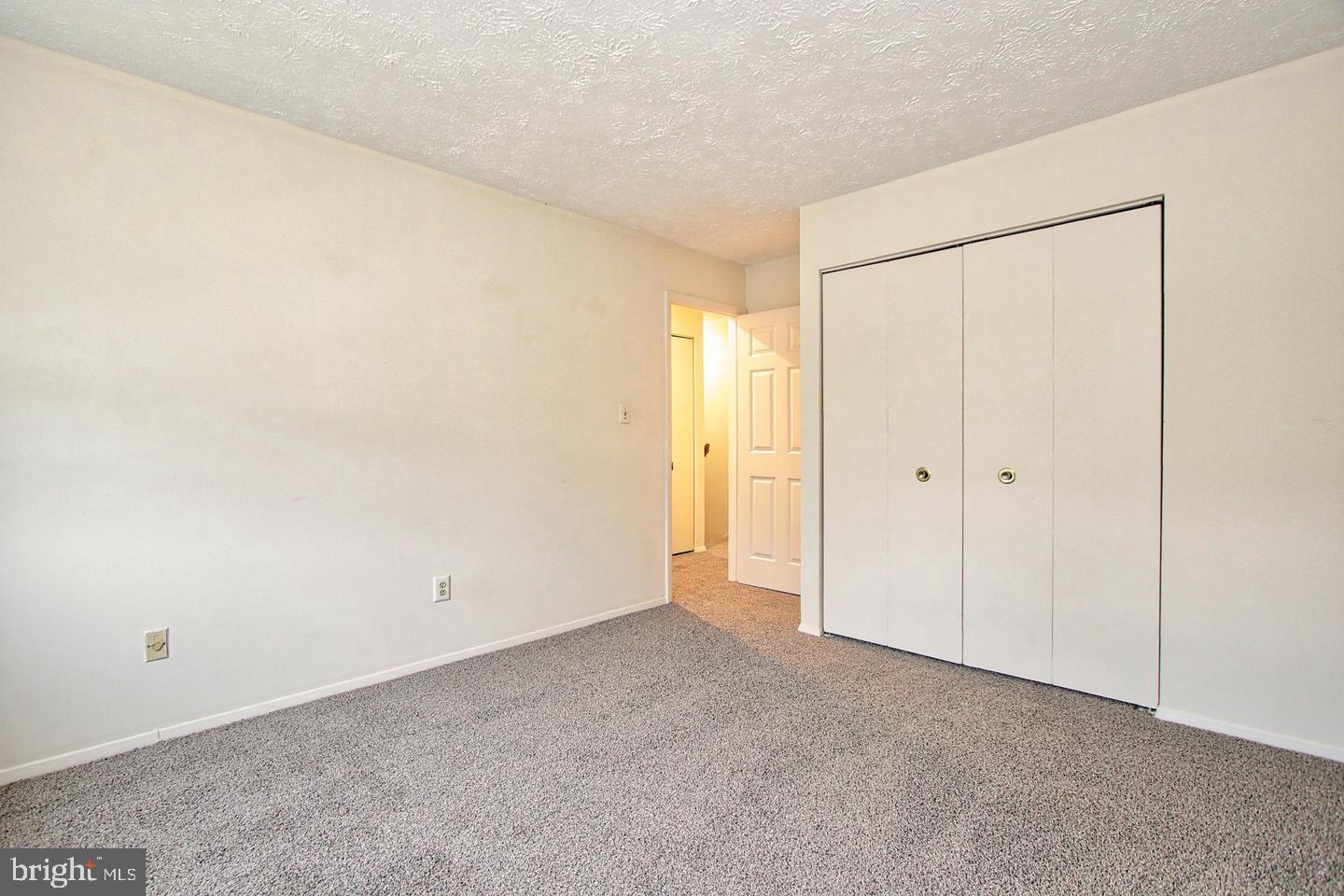 OAKHURST - Residential Lease