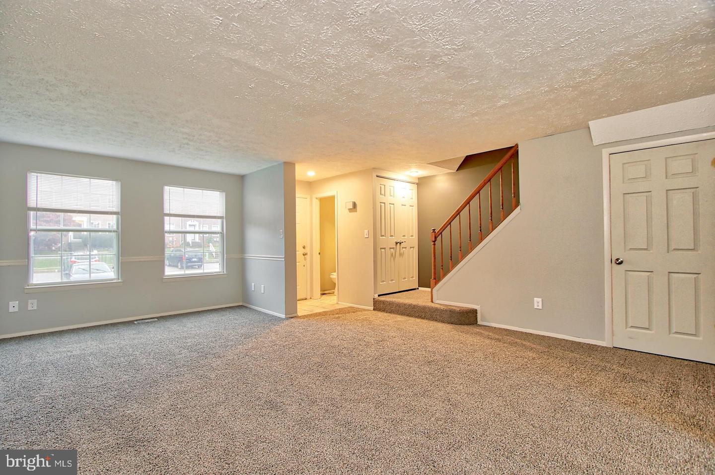 OAKHURST - Residential Lease