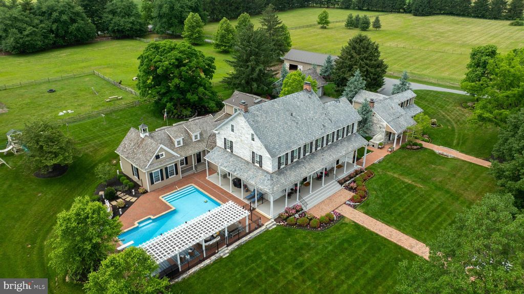 Photo of 1610 Landis Road, MOUNT JOY, PA 17552 (MLS # PALA2054650)