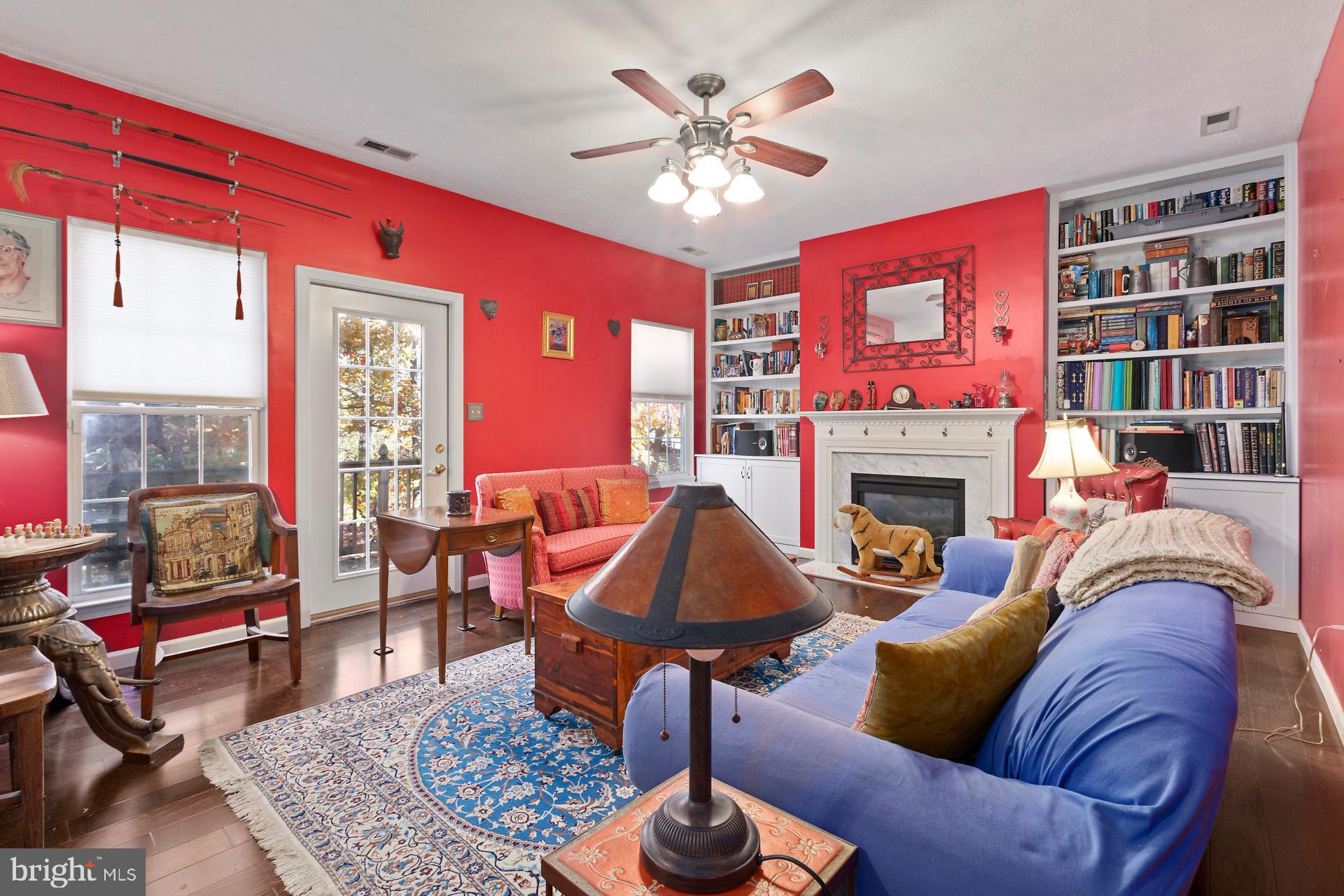 HICKORY HILLS NORTH - Residential