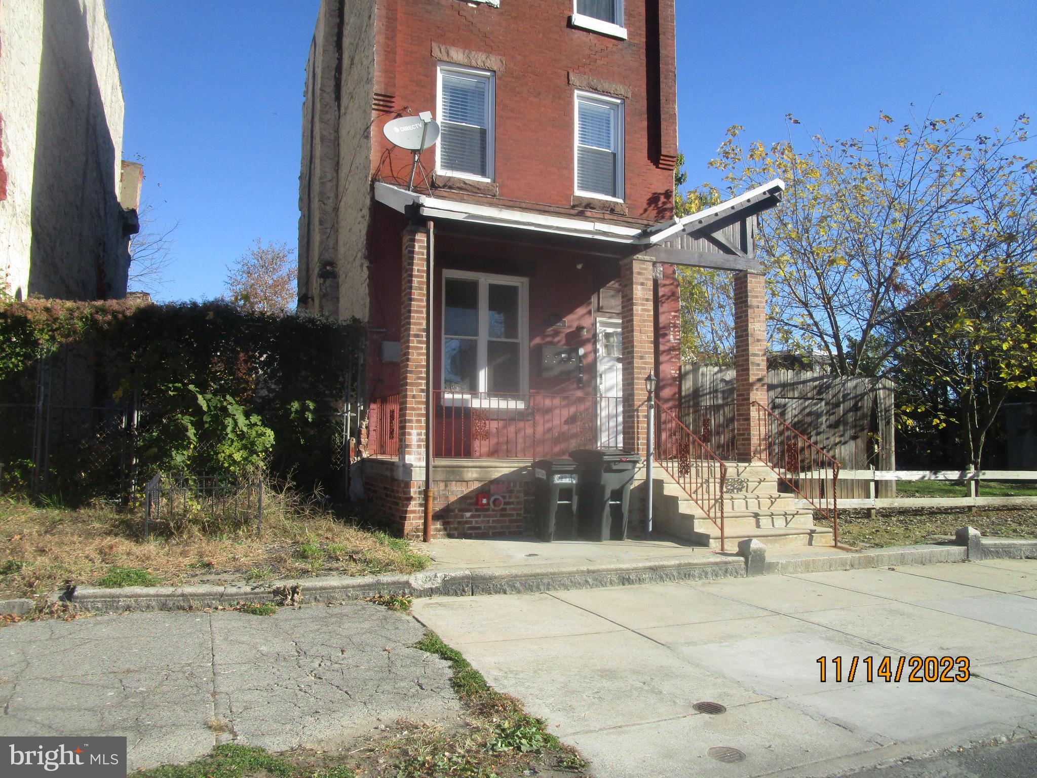 WEST PHILADELPHIA - Land