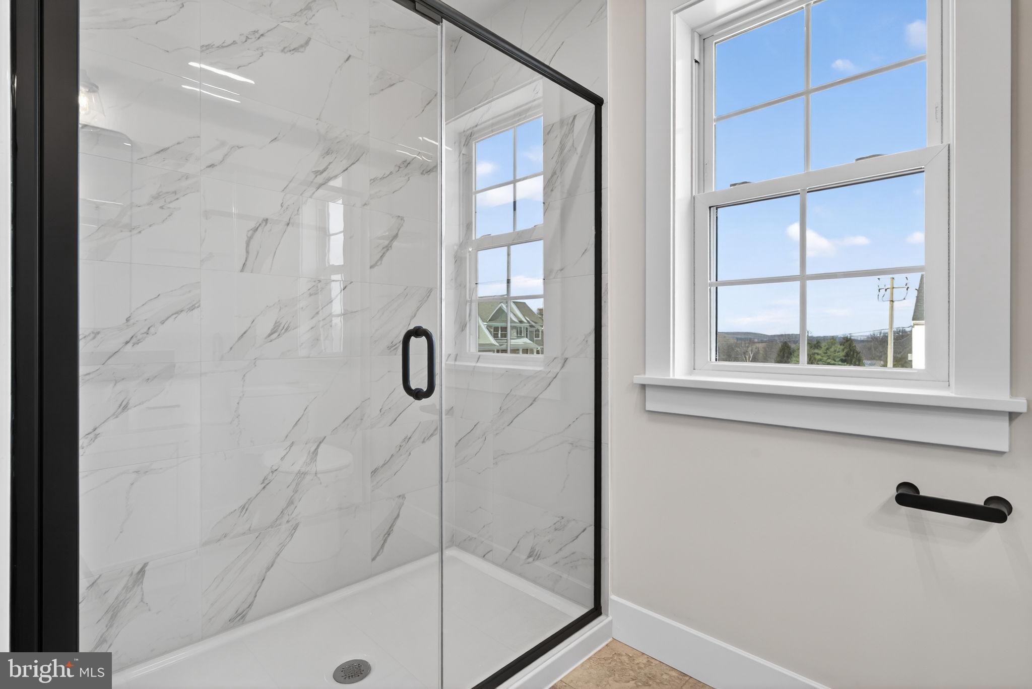 RIVER RIDGE HILLS - Residential