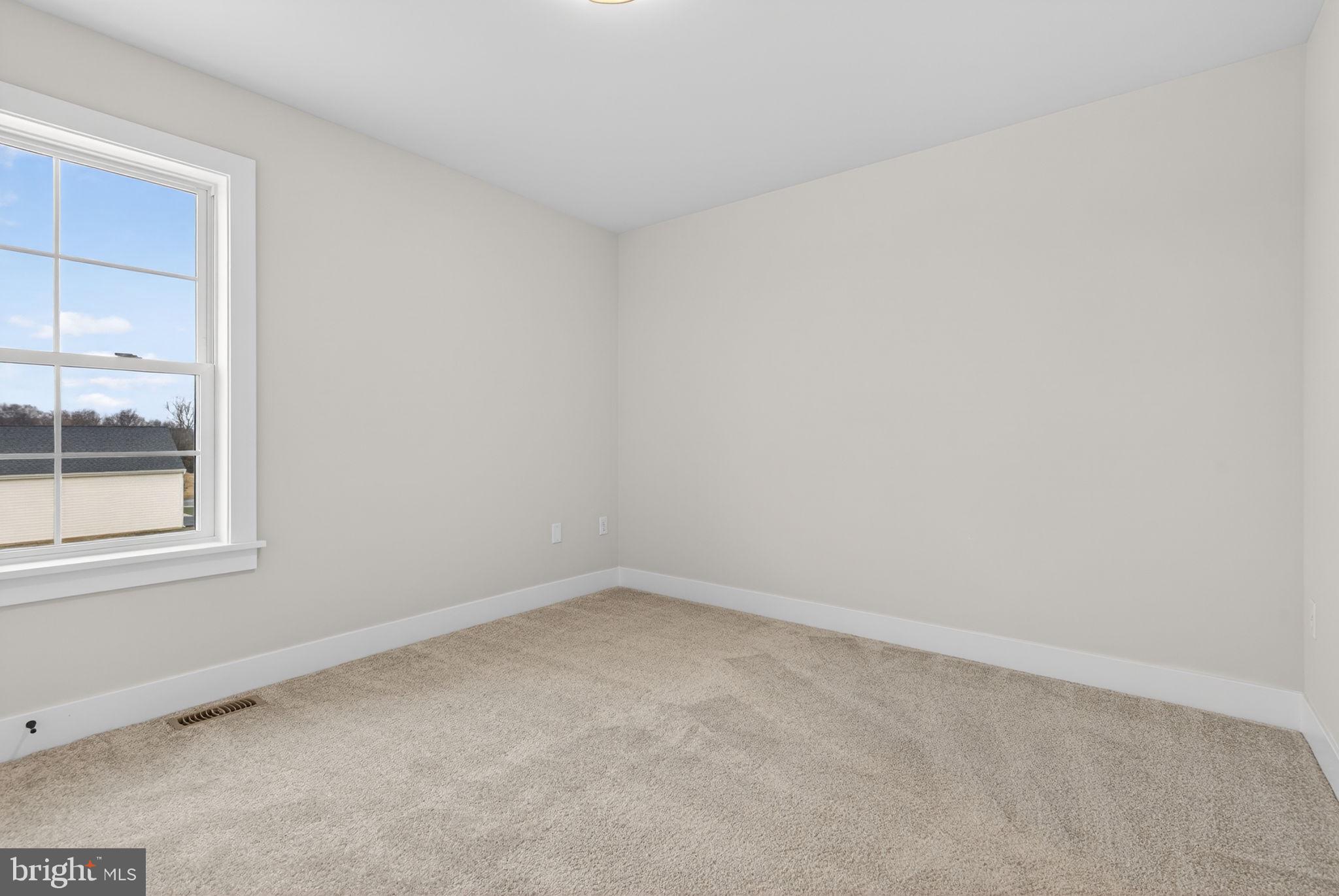 RIVER RIDGE HILLS - Residential