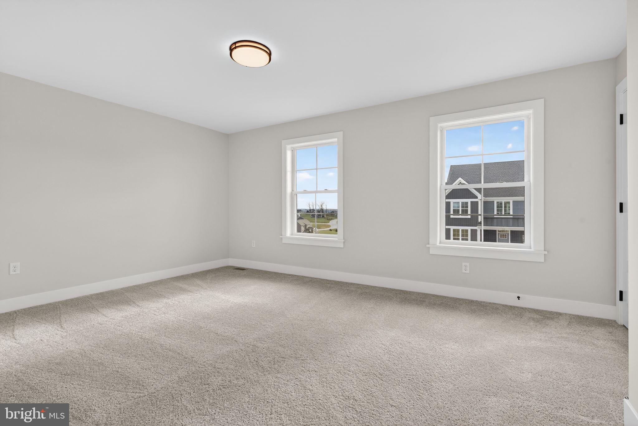 RIVER RIDGE HILLS - Residential