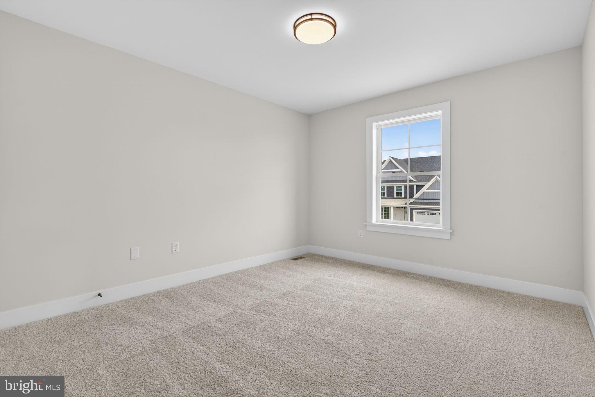 RIVER RIDGE HILLS - Residential