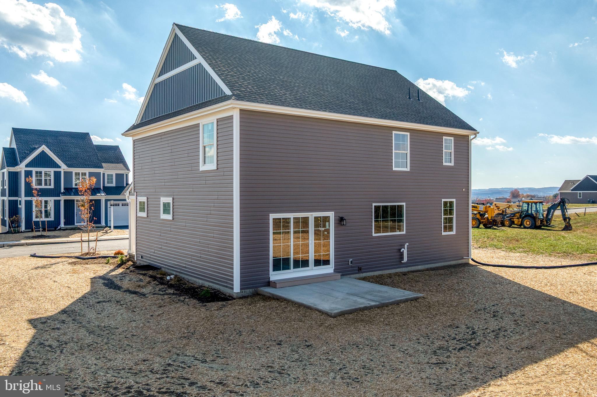 RIVER RIDGE HILLS - Residential