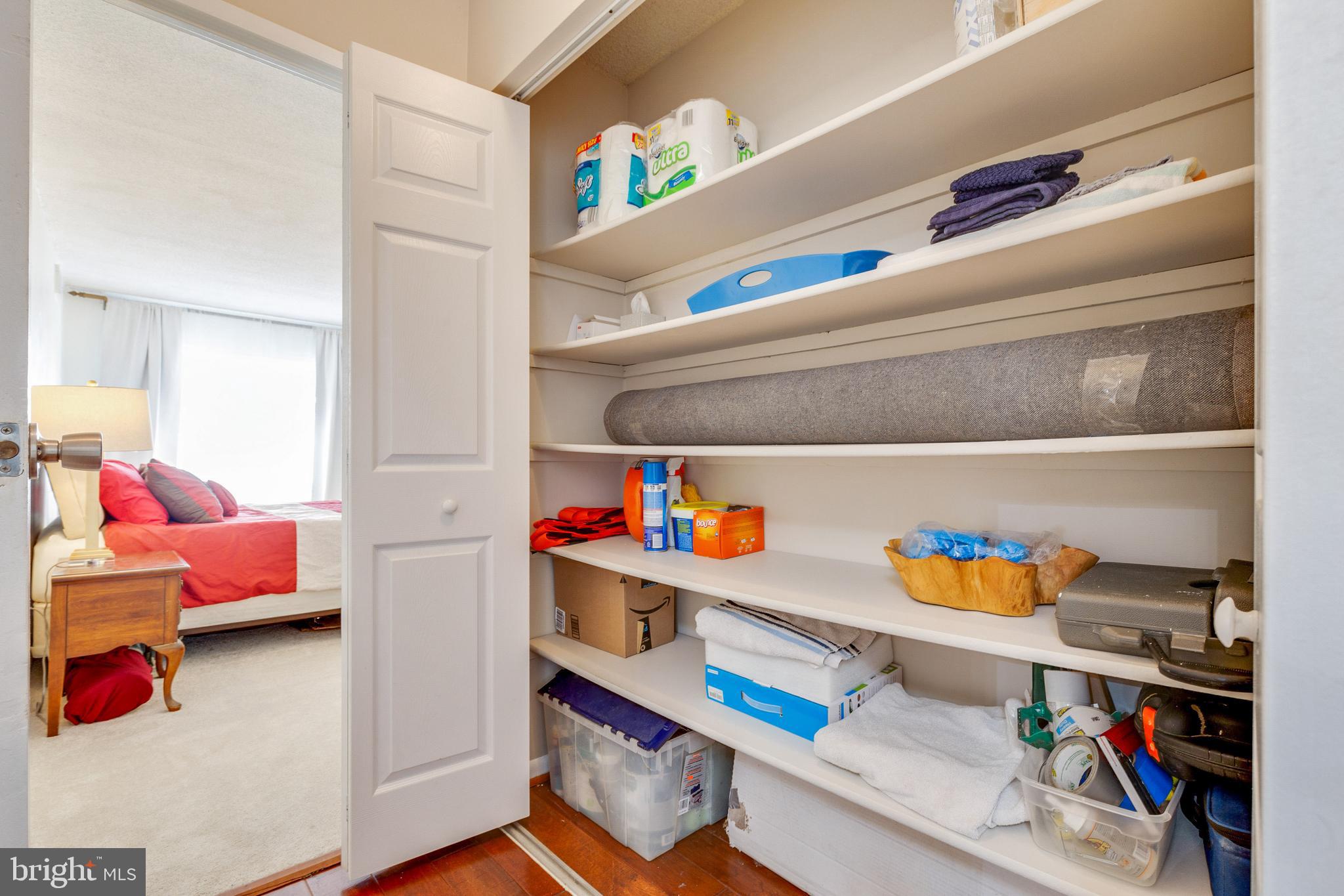 HALLMARK - Residential