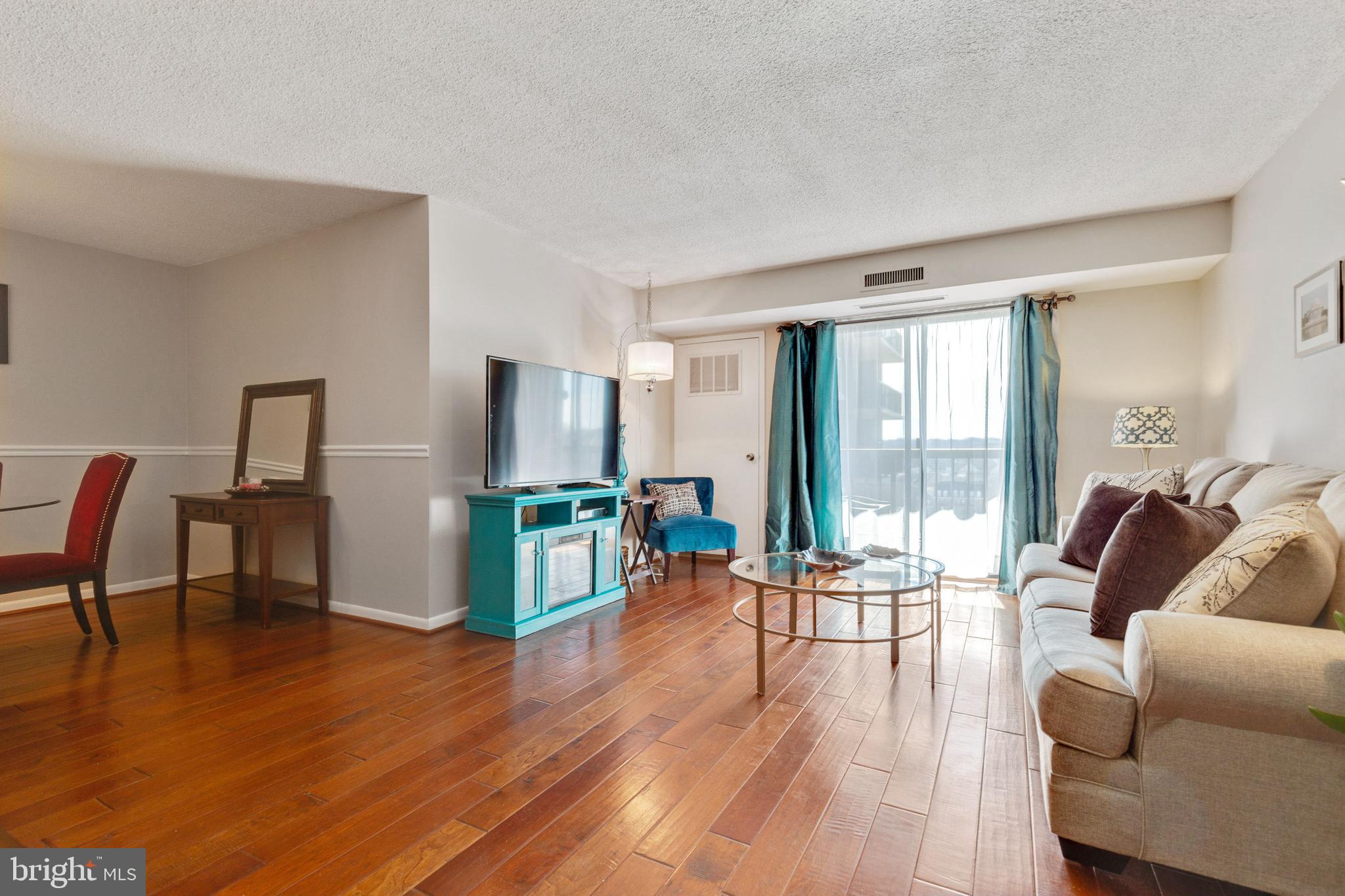 HALLMARK - Residential